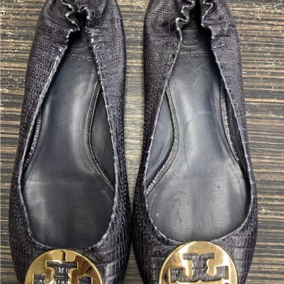 Tory Burch leather shoes!! - Picture 2 of 4
